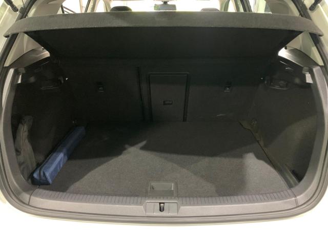 VOLKSWAGEN Golf usata, con Fendinebbia