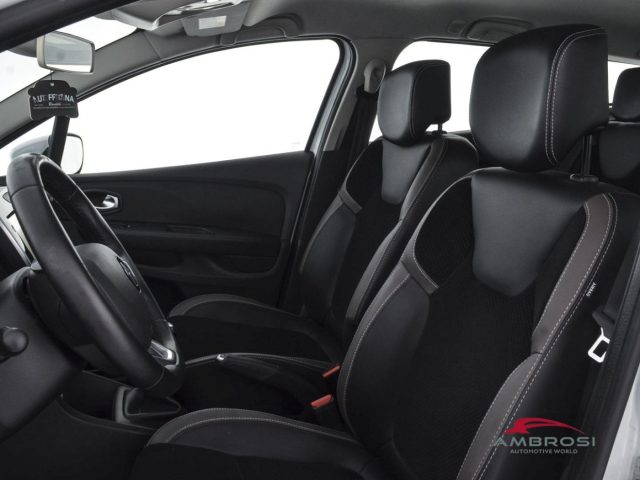 RENAULT Clio usata 8