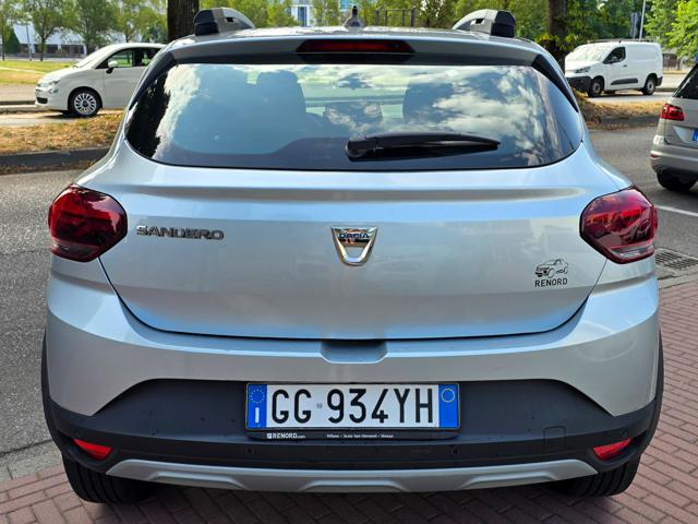 DACIA Sandero usata, con Autoradio