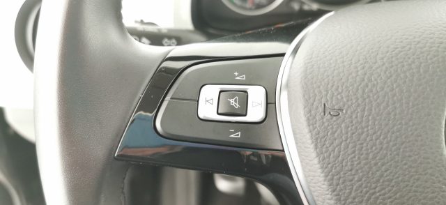 VOLKSWAGEN e-up! usata 70