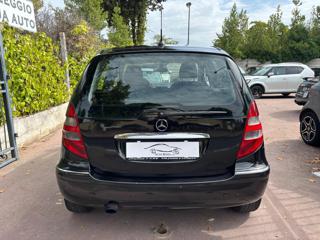 MERCEDES-BENZ A 180 usata, con Alzacristalli elettrici