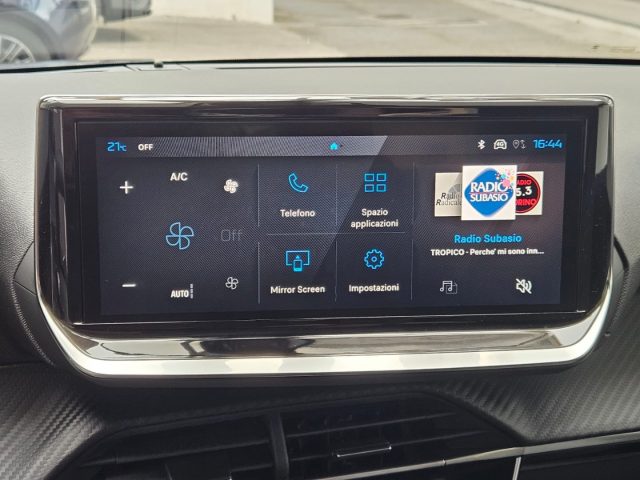 PEUGEOT 208 usata, con Touch screen
