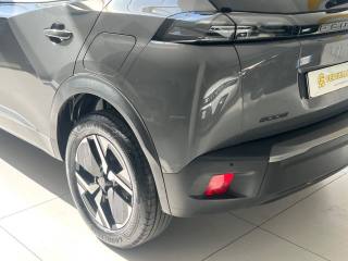 PEUGEOT 2008 usata, con Autoradio