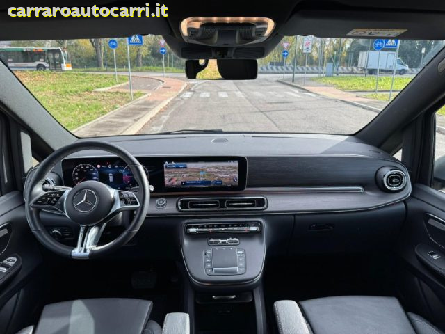 MERCEDES-BENZ V 250 usata, con MP3