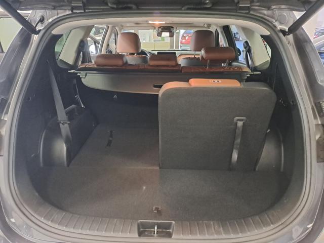 HYUNDAI Santa Fe usata, con Autoradio