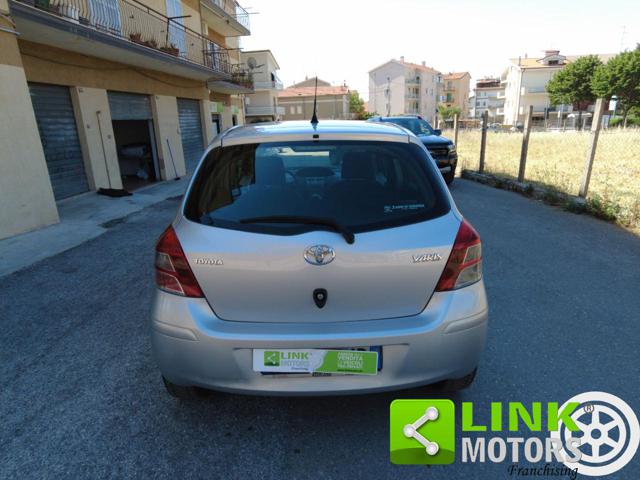 TOYOTA Yaris usata, con ESP