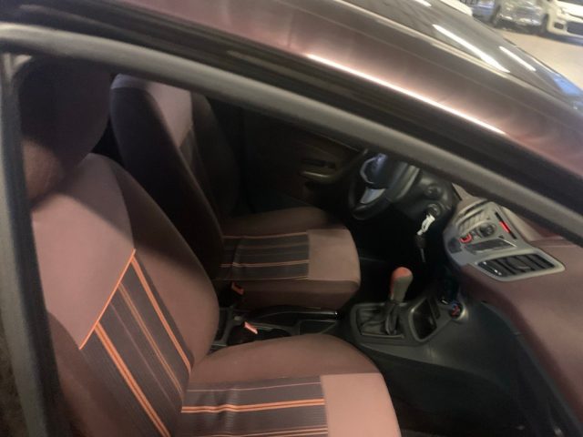 FORD Fiesta usata, con Chiusura centralizzata