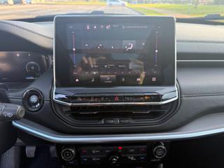 JEEP Compass usata, con Carica per smartphone a induzione