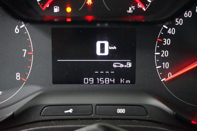 OPEL Crossland X usata 51