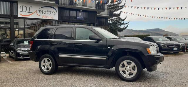 JEEP Grand Cherokee usata, con Autoradio