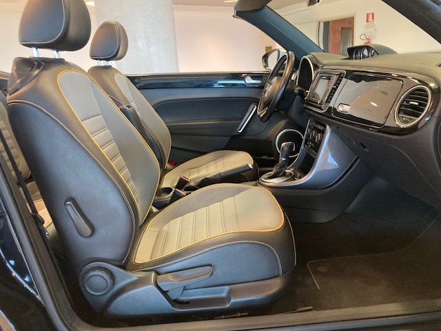 VOLKSWAGEN Maggiolino usata, con Sedili riscaldati