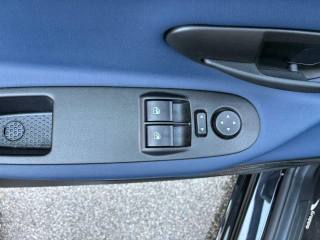 LANCIA Ypsilon usata, con Specchietti laterali elettrici