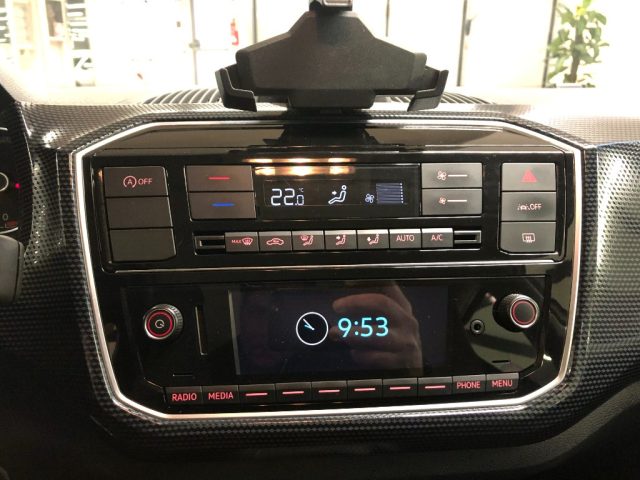 VOLKSWAGEN up! usata, con Bluetooth