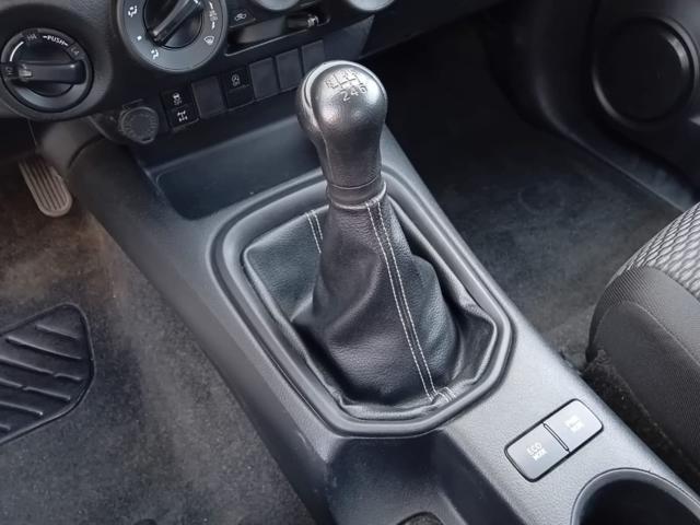 TOYOTA Hilux usata, con Luce d