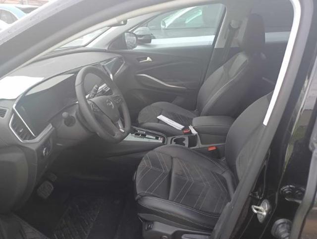 OPEL Grandland usata, con Autoradio