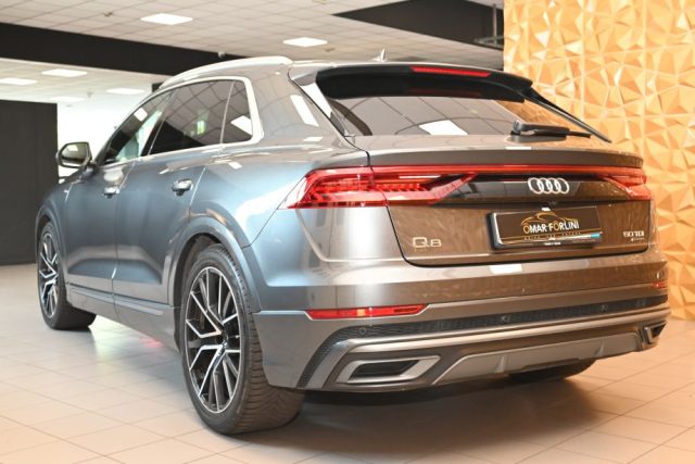 AUDI Q8 usata 75