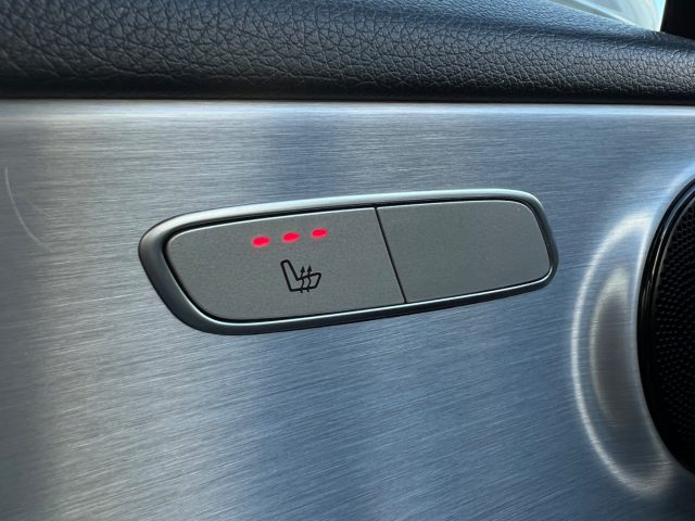 MERCEDES-BENZ C 220 usata, con Servosterzo