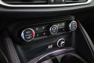 ALFA ROMEO Stelvio usata 11