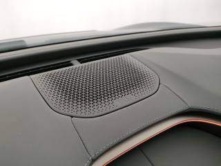 LOTUS Emeya usata, con Isofix