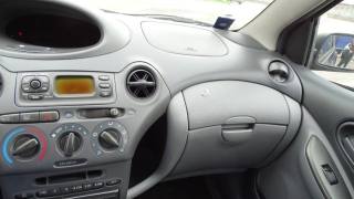 TOYOTA Yaris usata 77