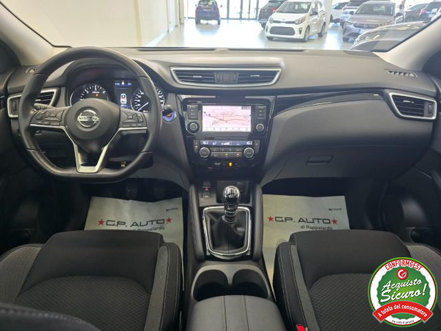 NISSAN Qashqai usata, con Controllo automatico clima