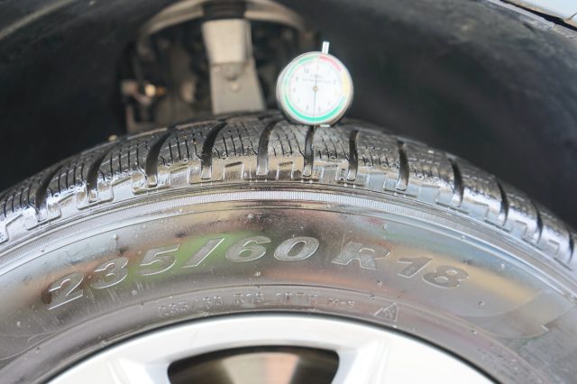 VOLVO XC60 usata, con Specchietti laterali elettrici