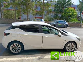 OPEL Astra usata, con Sistema di navigazione