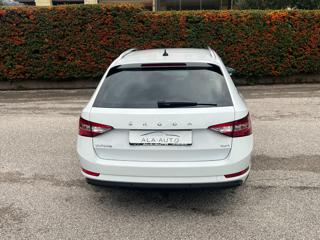 SKODA Superb usata, con Alzacristalli elettrici