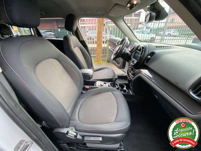 MINI Cooper D usata, con Park Distance Control
