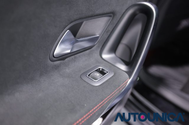 MERCEDES-BENZ A 200 usata, con Hill holder