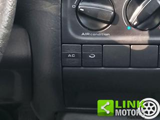 VOLKSWAGEN Golf usata, con Kit fumatori