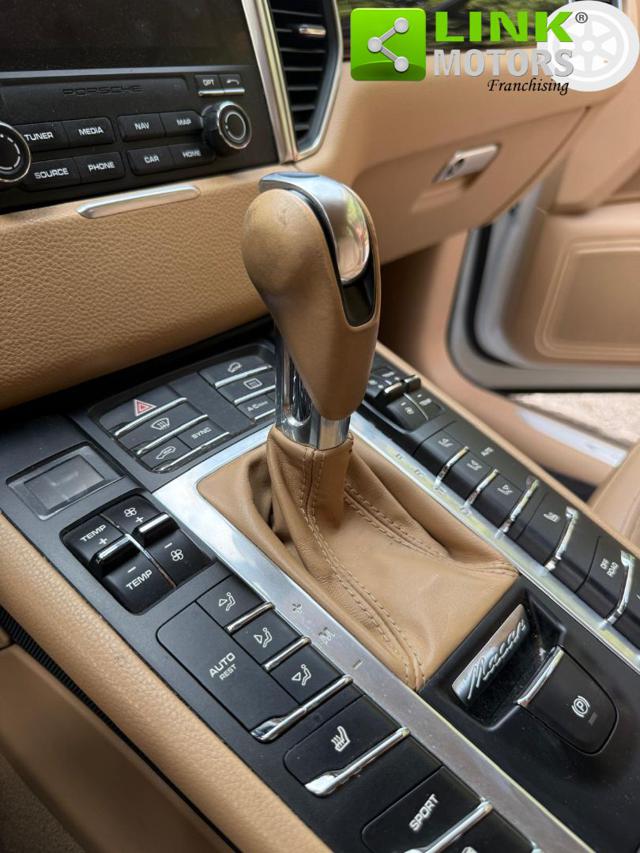 PORSCHE Macan usata, con Sensore di pioggia