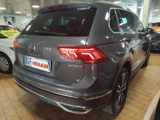 VOLKSWAGEN Tiguan usata, con Cerchi in lega