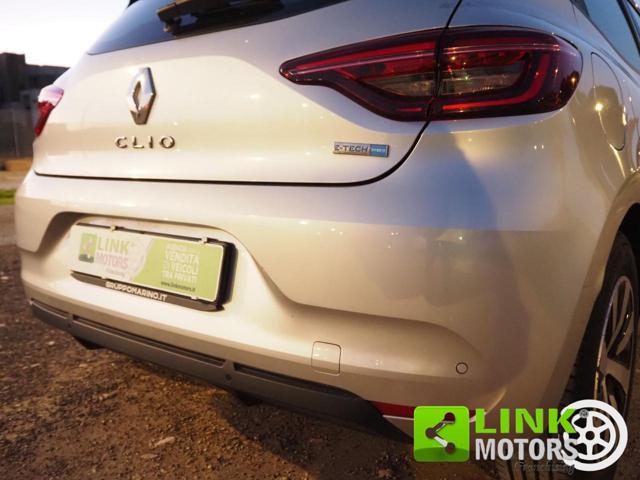 RENAULT Clio usata, con Sensori di parcheggio posteriori