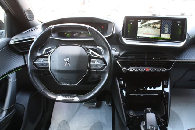 PEUGEOT 2008 usata, con Interni in pelle