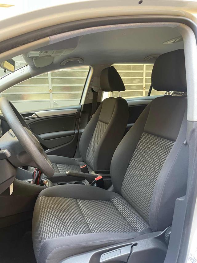 VOLKSWAGEN Golf usata, con Controllo trazione