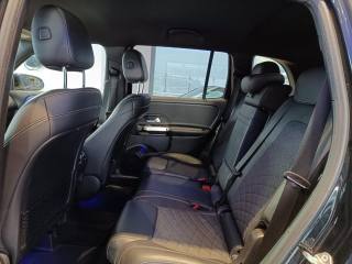 MERCEDES-BENZ GLB 200 usata, con Park Distance Control