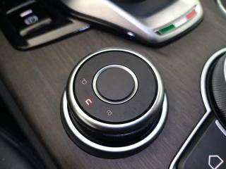 ALFA ROMEO Stelvio usata, con Controllo elettronico della corsia