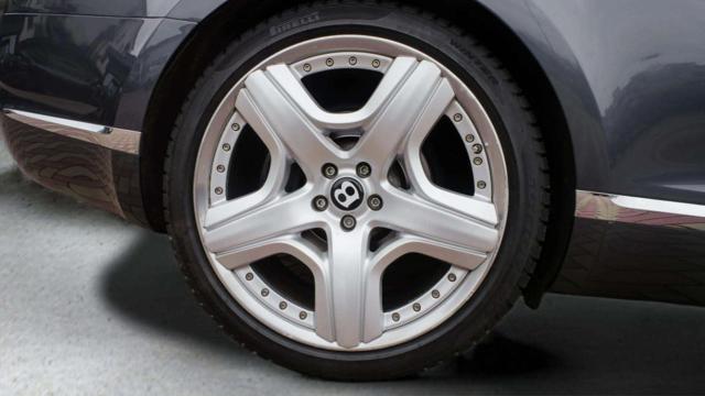 BENTLEY Continental usata, con Sospensioni pneumatiche