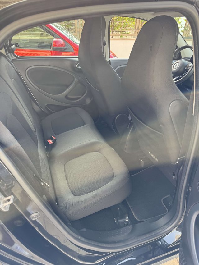 SMART ForFour usata, con Volante multifunzione