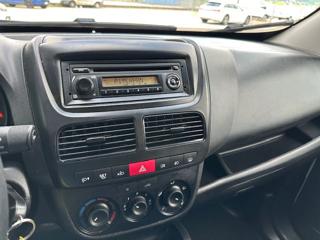 OPEL Combo usata, con Bracciolo