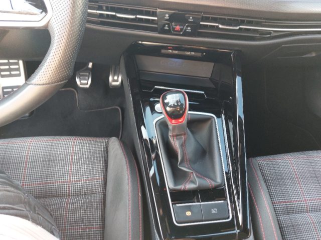 VOLKSWAGEN Golf usata, con Climatizzatore