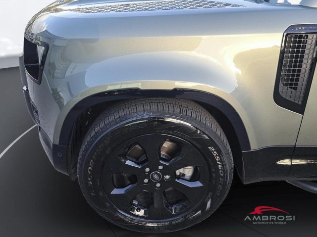 LAND ROVER Defender usata 13