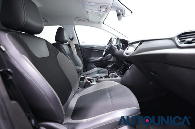 OPEL Grandland X usata 51