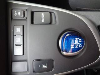 TOYOTA Auris usata, con Cruise Control