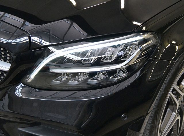 MERCEDES-BENZ C 180 usata, con Regolazione elettrica sedili