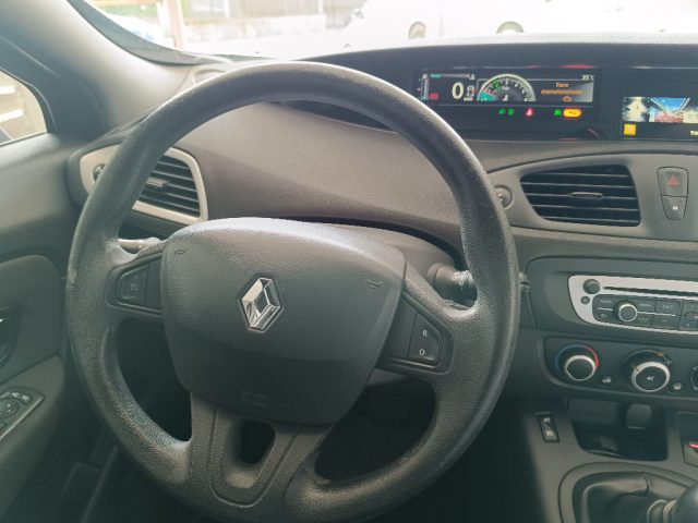 RENAULT Scenic usata, con Fendinebbia