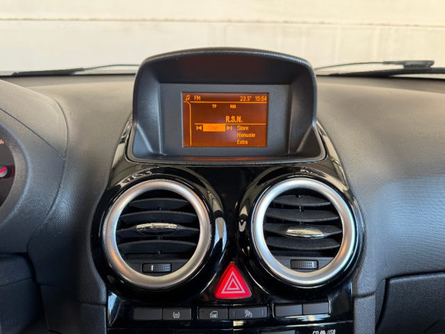 OPEL Corsa usata 24