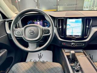 VOLVO XC60 usata, con Volante in pelle
