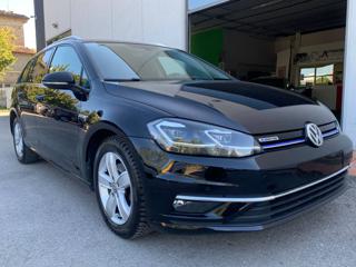 VOLKSWAGEN Golf Variant usata, con Park Distance Control